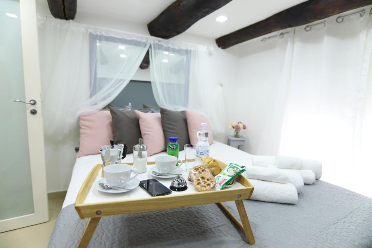Napule - Loft Apartment Napoli Ngoại thất bức ảnh